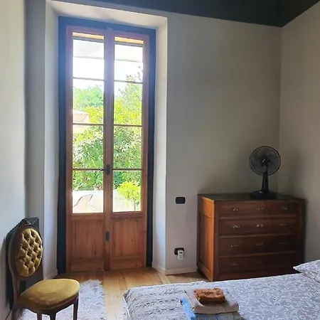 Curt Da Beta - Con Giardino, In Corte Del Xviii Secolo * Malnate